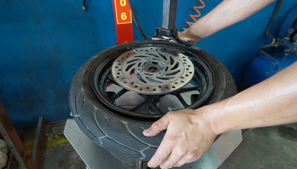 If you've had a bike long, you've probably noticed that those tiny tires wear at a huge rate. So we help you learn how to change a motorcycle tire.